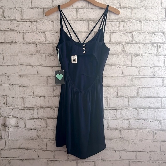 NEW!!! Kendall & Kylie Navy mini dress Size Juniors Medium - Picture 3 of 10